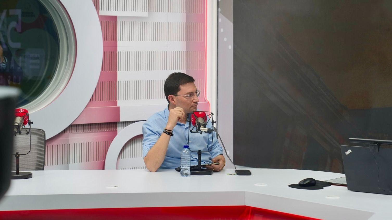 Miniatura de Felipe Córdoba: “Hay que recuperar la seguridad y devolver los recursos a las Fuerzas Militares”